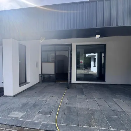 Διαμέρισμα Ferienapartments Sternen Gruppenunterkunft 1 *